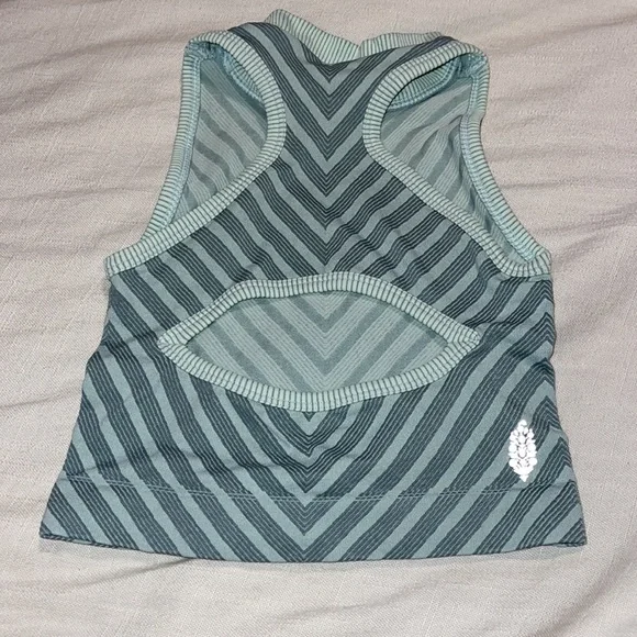 Free People Movement // Seamless Ohana Cami NWOT🌛 - Picture 7 of 10